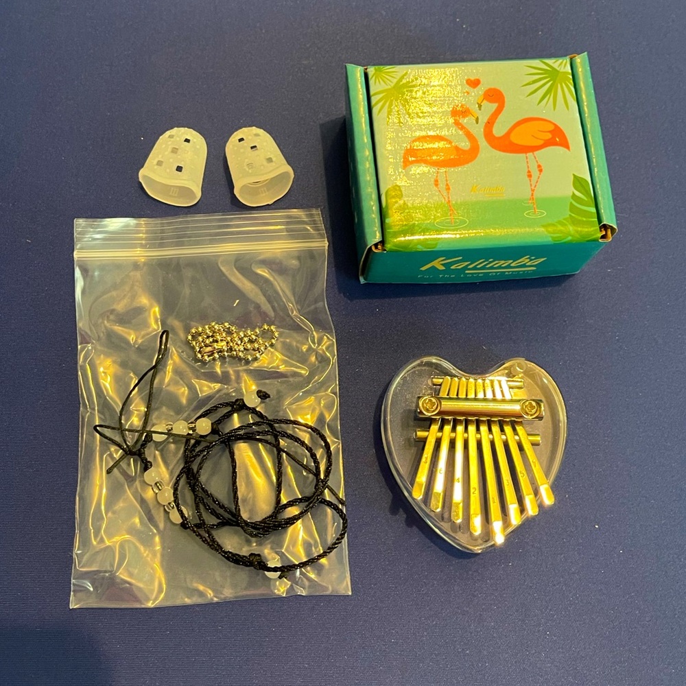 Kalimba, crystal heart, 8 key with accessories, Brand New